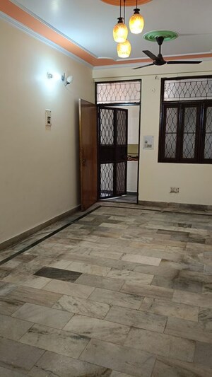 Room in 2 BHK Builder Floor at Shalimar Garden Extension ii – for Sale