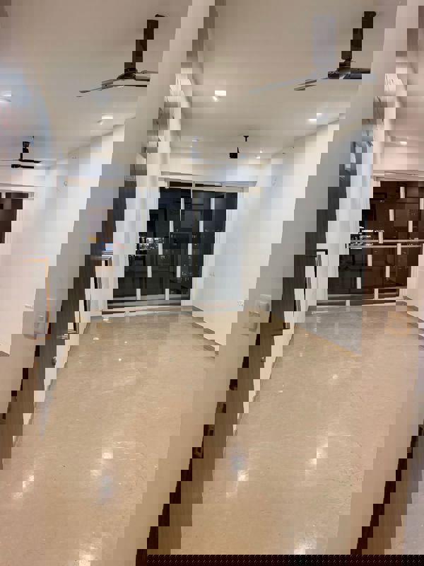 2 BHK Apartment For Rent in Lodha Amara Tower 23