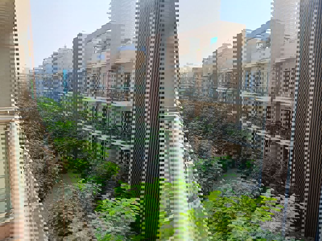 4 BHK + Servant Room Apartment For Rent in Adani Samsara