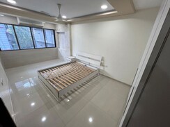 2 BHK Apartment For Rent in Bandra West