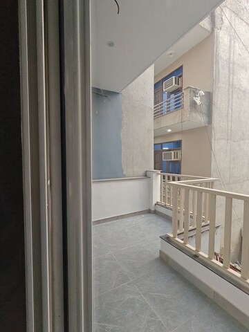 Balcony in 2 BHK Builder Floor at Uday Arden 45, Sector 45 – for Rent