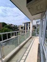 3 BHK + Pooja Room 1800 Sq.Ft. Builder Floor in Sushant Lok III