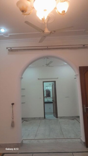 Building Lobby in 3 BHK Builder Floor at Unitech South City II, Sector 50 – for Rent