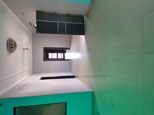 Kitchen in 3 BHK Builder Floor at Tulip Mall, Sector 46 – for Rent