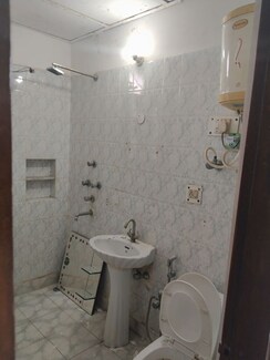 3 BHK Apartment For Rent in Sector 21C