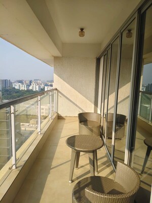 Balcony in 3 BHK Apartment at Santacruz West – for Rent