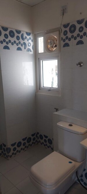 Bathroom in 3 BHK Apartment at Sunshine Helios, Sector 78 – for Rent