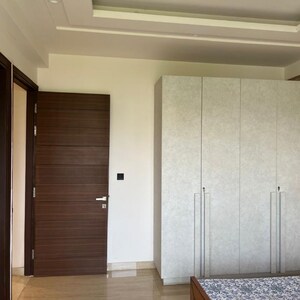 Building Lobby in 3 BHK Builder Floor at BPTP Green Oaks, Sector 70a – for Sale