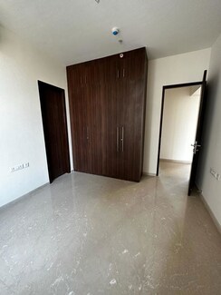 3 BHK + Extra Room Apartment For Rent in Piramal Vaikunth