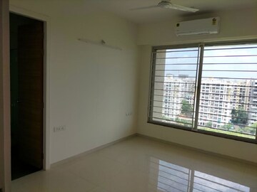 Room in 2 BHK Apartment at Manav Silver Skyscapes, Wakad – for Rent