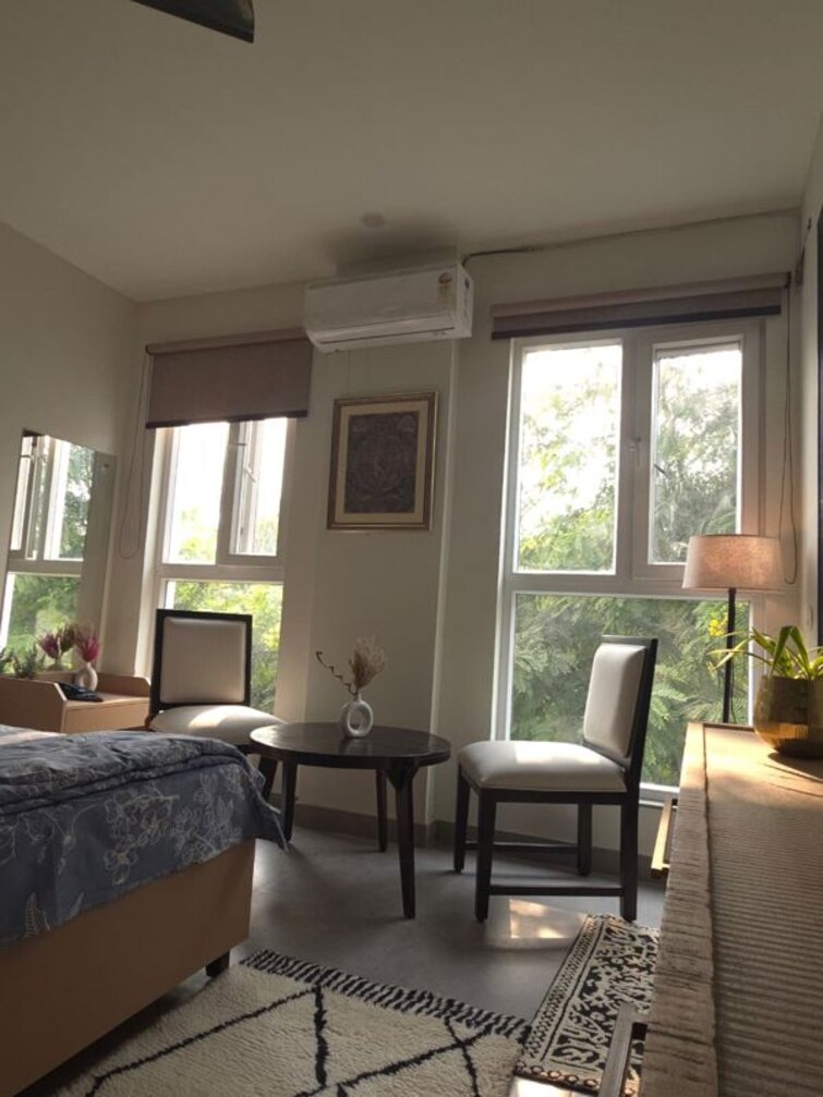 Living Room, sector 33 1.5 Bedroom 1000 Sq.Ft. Independent House In Sector 33 Noida 9878118