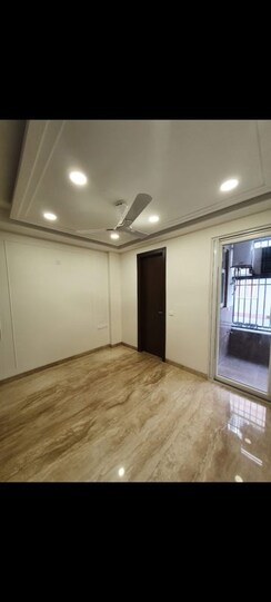 4 BHK + Servant Room Builder Floor For Rent in Greater Kailash II