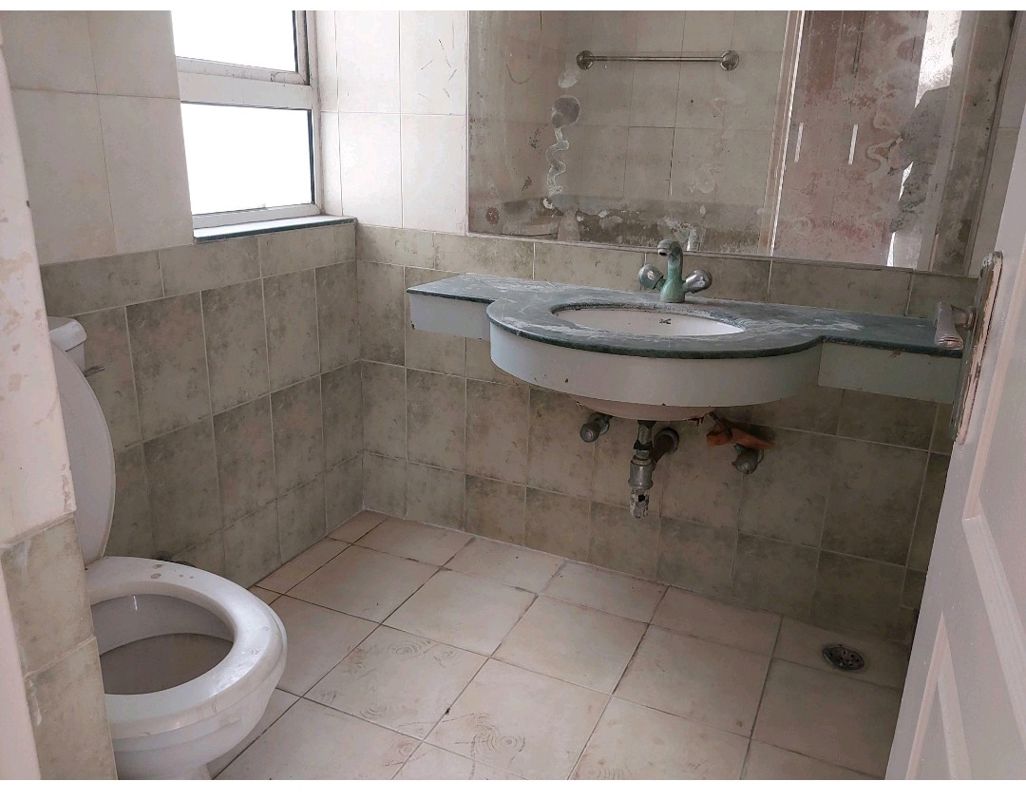 2 BHK 1776 Sq.Ft. Apartment in Bestech Park View City 1