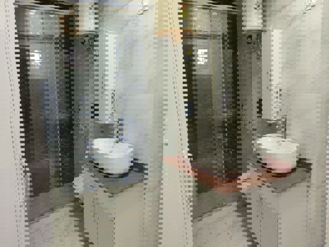 3 BHK + Pooja Room,Servant Room 2240 Sq.Ft. Apartment in RWA Jalvayu Vihar