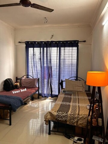 Room in  Pg at Kandivali West – for Rent