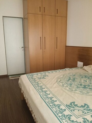 Master Bedroom in 2 BHK Apartment at Kanakia Silicon Valley, Powai – for Rent