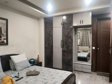 Bedroom in 3 BHK Builder Floor at Sector 15 – for Rent