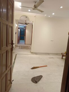2 BHK Apartment For Rent in Lajpat Nagar I