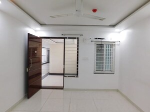Room in 3 BHK Apartment at Vasavi GP Trends, Nanakramguda – for Rent