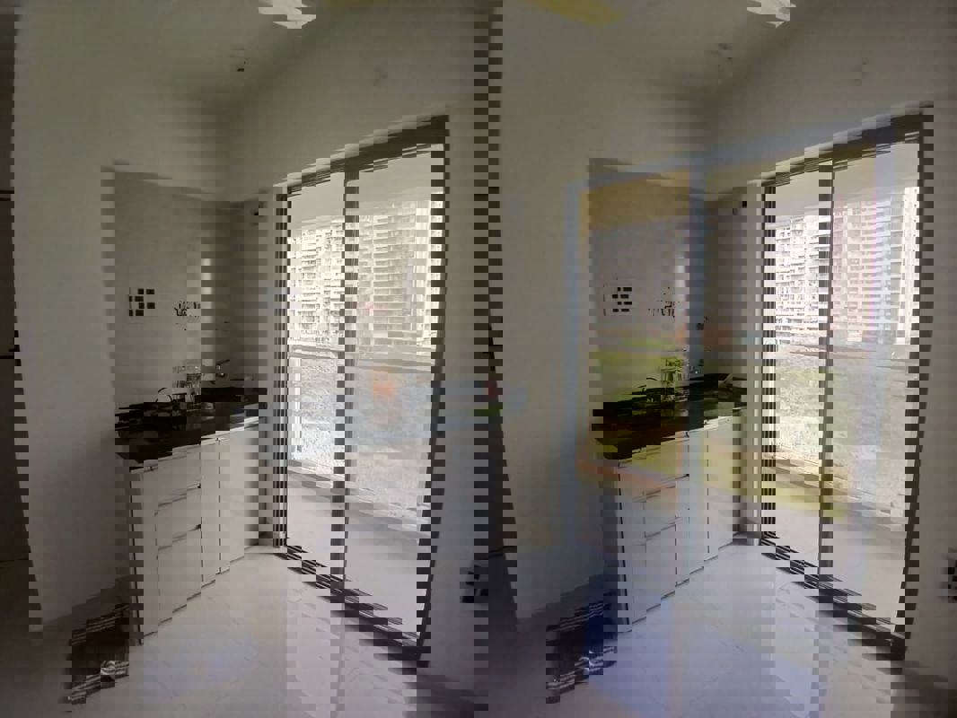 Studio+Apartment For Rent in Bramhacorp Townhouse