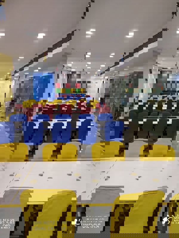 Office Space For Rent in Satra Plaza