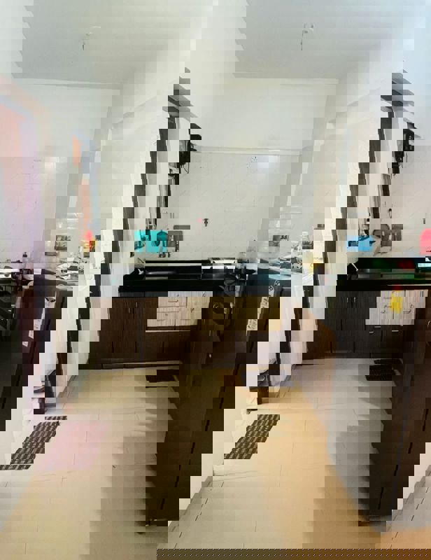 2 BHK Apartment For Rent in Greenland Society