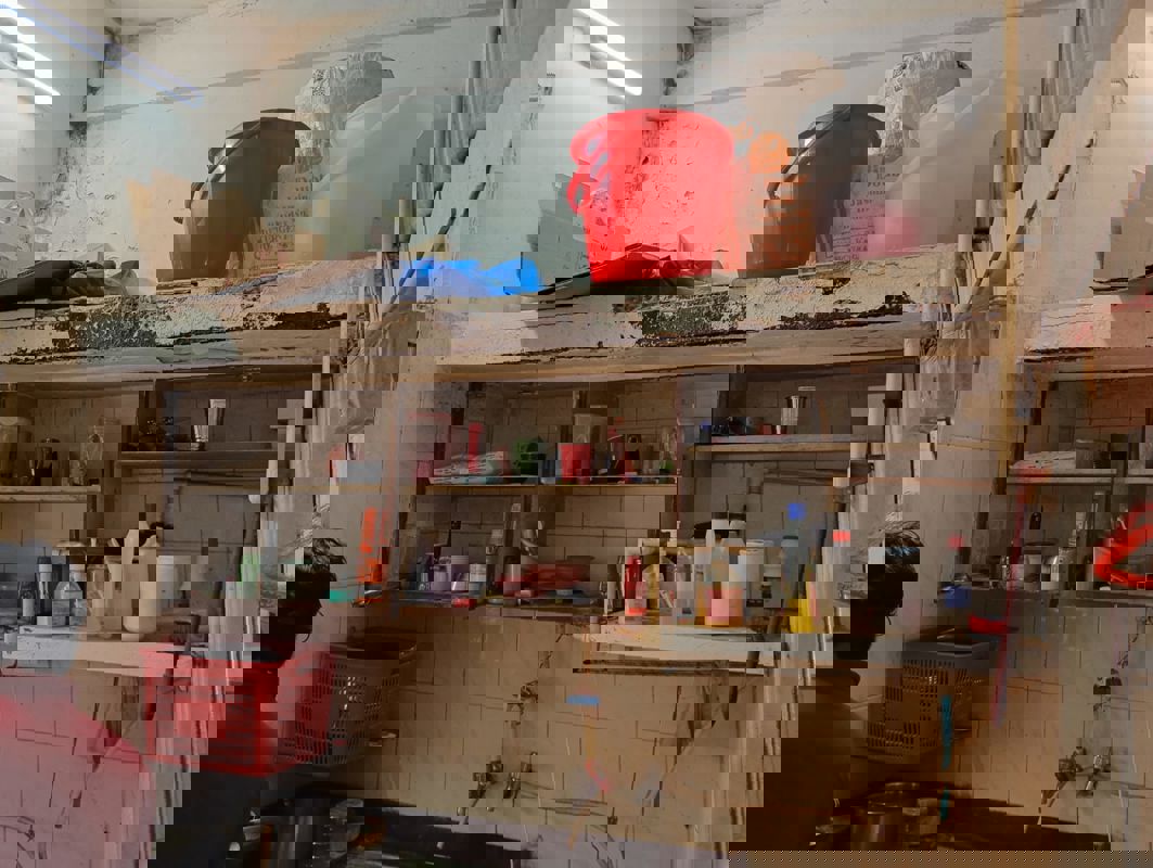 1 Rk+ Store Room Apartment For Rent in Navpada