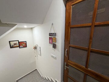 Balcony in 3 BHK Builder Floor at Ansal Plaza Sector-23, Sector 23 – for Rent