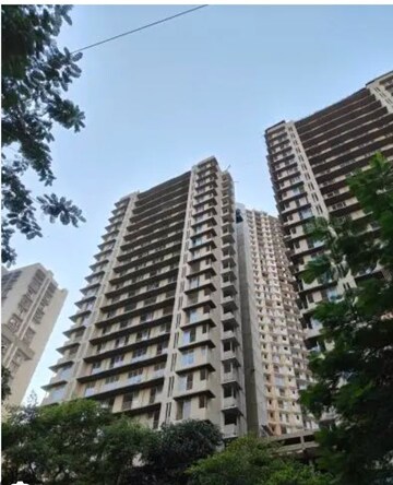 3 BHK Apartment For Rent in Kandivali East
