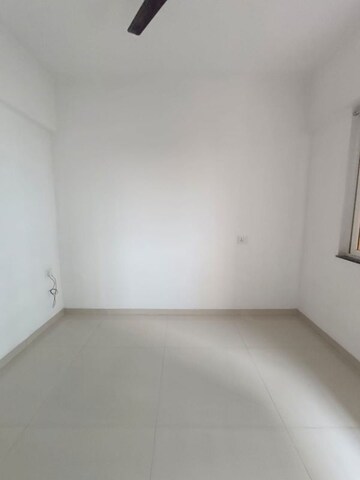 Room in 2 BHK Apartment at Essen Aishwaryam Comfort Phase-I, Akurdi – for Rent