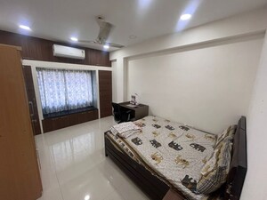 Bedroom in 2 BHK Apartment at Shiv Om CHS, Chandivali – for Rent