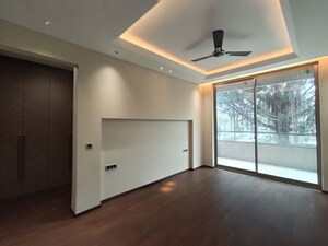 Room in 4 BHK Builder Floor at Nirvana Courtyard, Sector 50 – for Sale