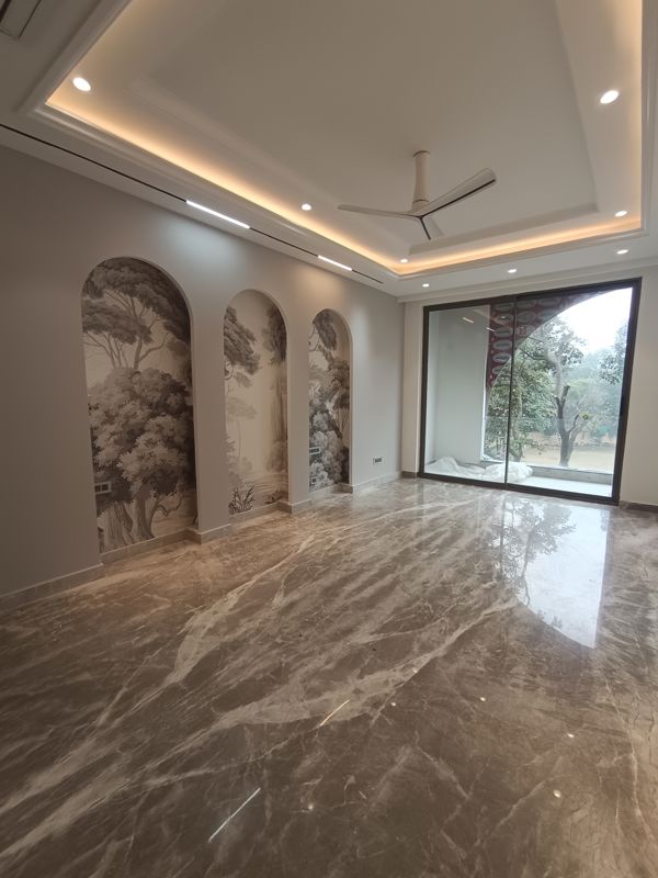 4 BHK + Pooja Room,Servant Room Builder Floor For Sale in DLF Atria