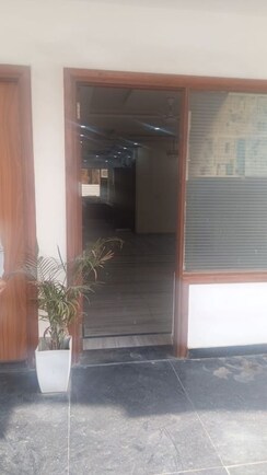 4 BHK + Pooja Room,Servant Room,Study Room Builder Floor For Sale in Ashoka Enclave