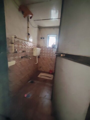 Washroom in  Warehouse at Malad West – for Rent