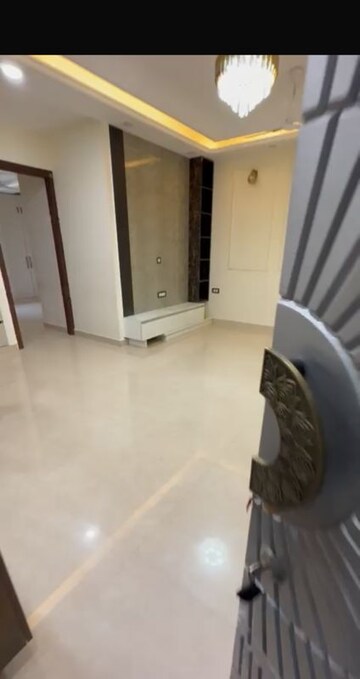 3 BHK Builder Floor For Rent in Sector 84