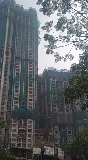 3 BHK Apartment For Sale in Chandak Treesourus, Malad West