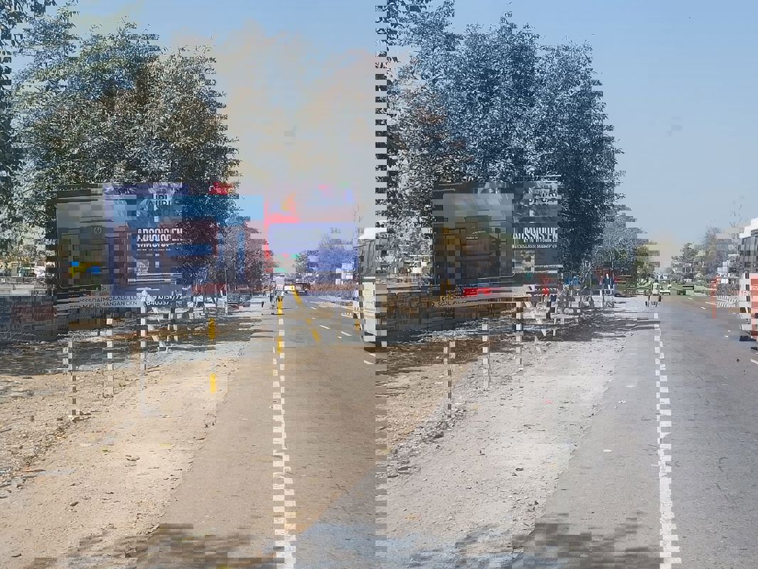 Plot For Sale in Raebareli Road