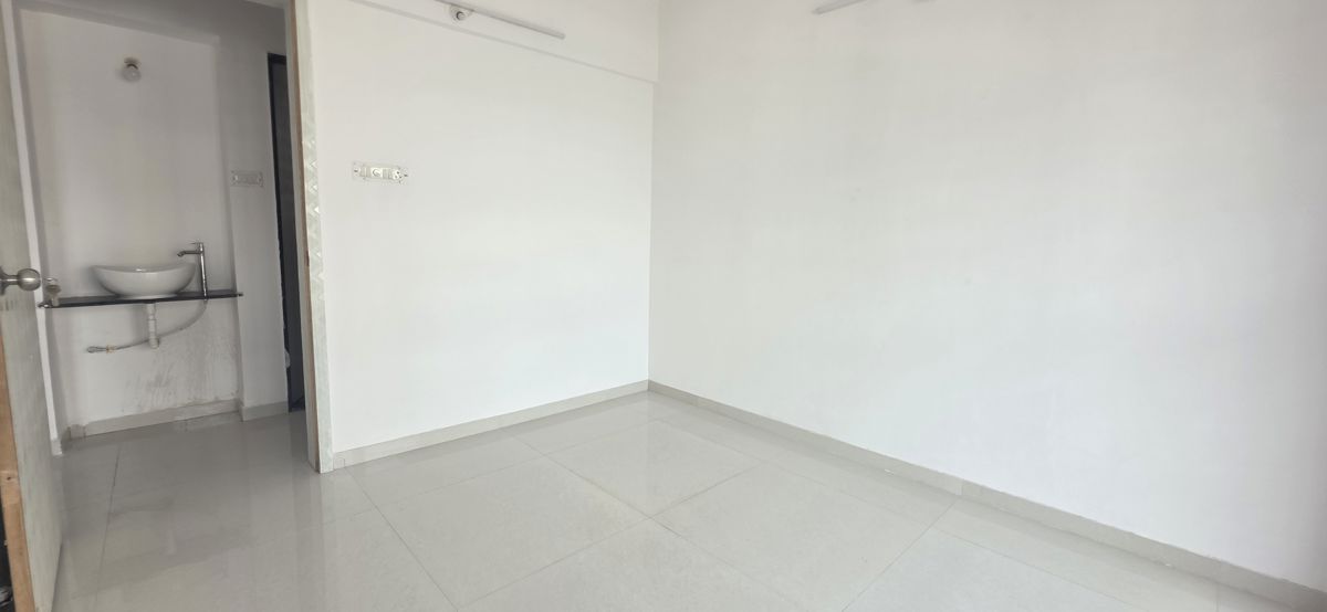 2 BHK 905 Sq.Ft. Apartment in Voski Emerald