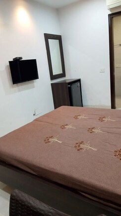 3 BHK Apartment For Rent in Bhai Randhir Singh Nagar