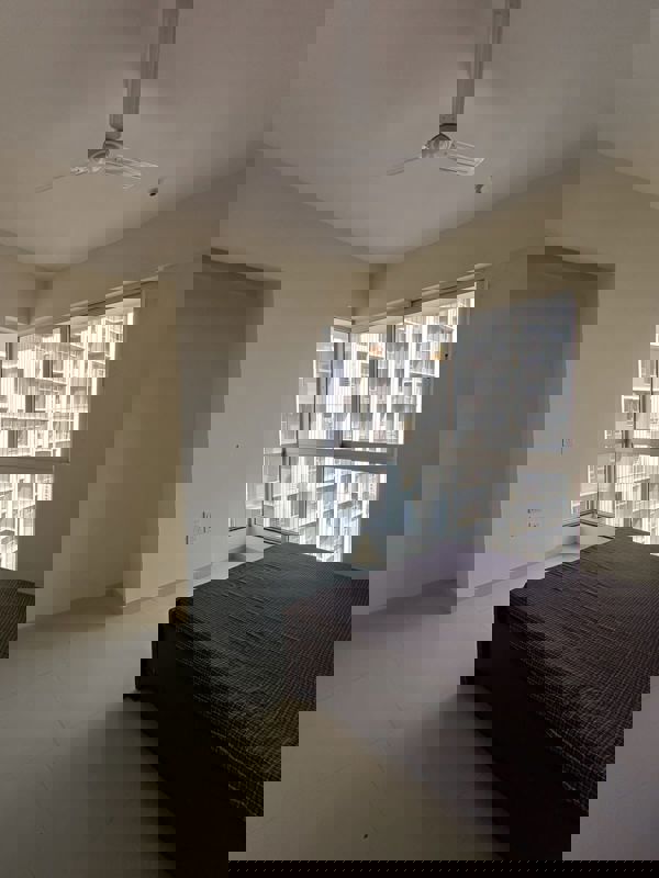 2 BHK + Extra Room Apartment For Rent in Sheth Zuri