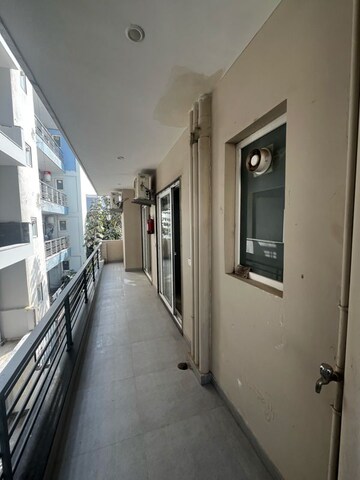 Building Lobby in 3 BHK Builder Floor at Sector 42 – for Rent