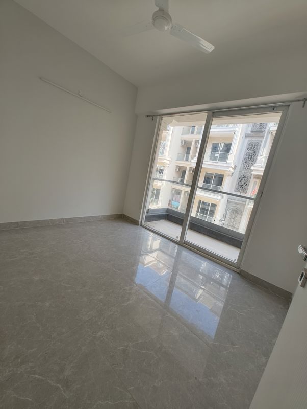 3 BHK + Study Room 1385 Sq.Ft. Apartment in Signature Global City 92