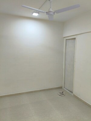 Room in 2 BHK Apartment at Runwal Gardens, Dombivli East – for Rent