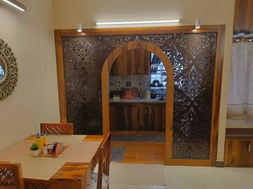 Furnished Amenities in 2 BHK Apartment at Gomti Nagar – for Sale