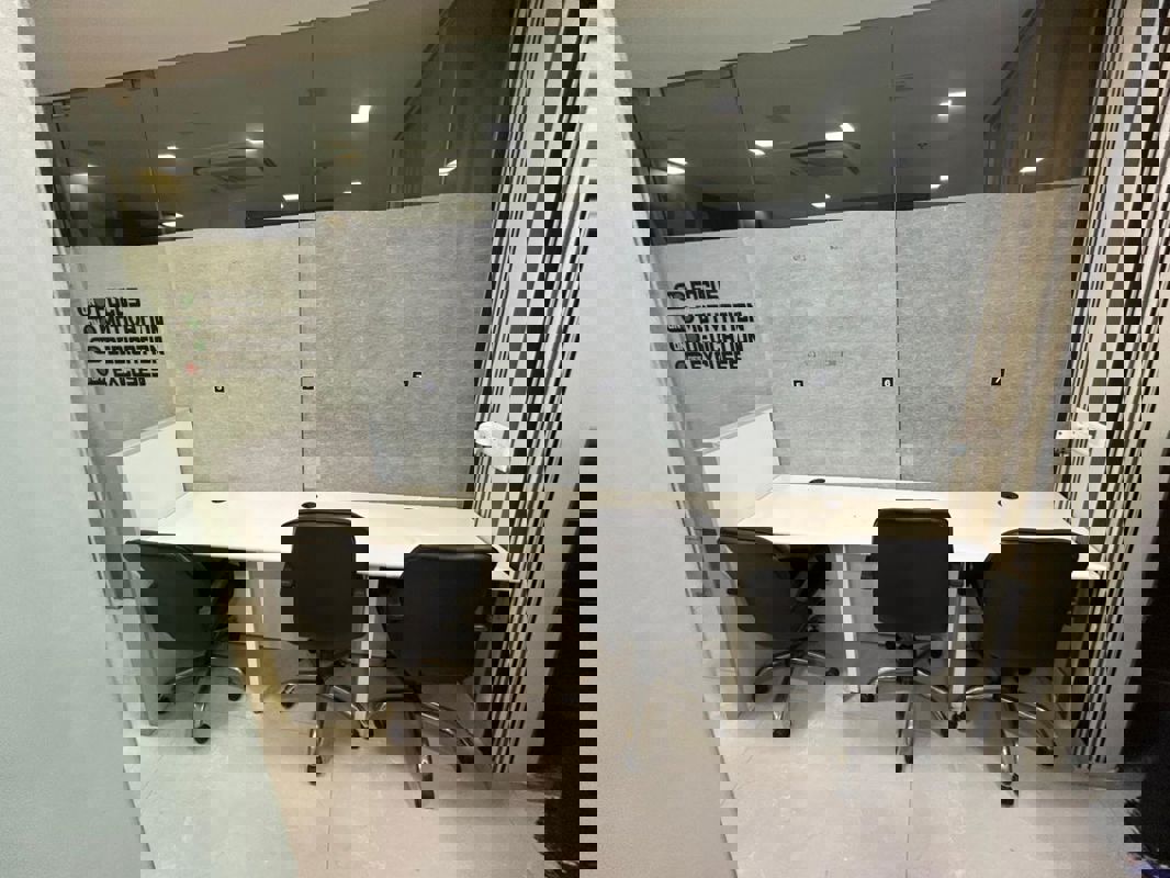 Office Space For Rent in Thaltej