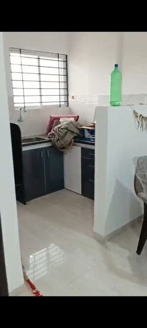 Team Area in 1 BHK Apartment at Bhawrasla – for Sale