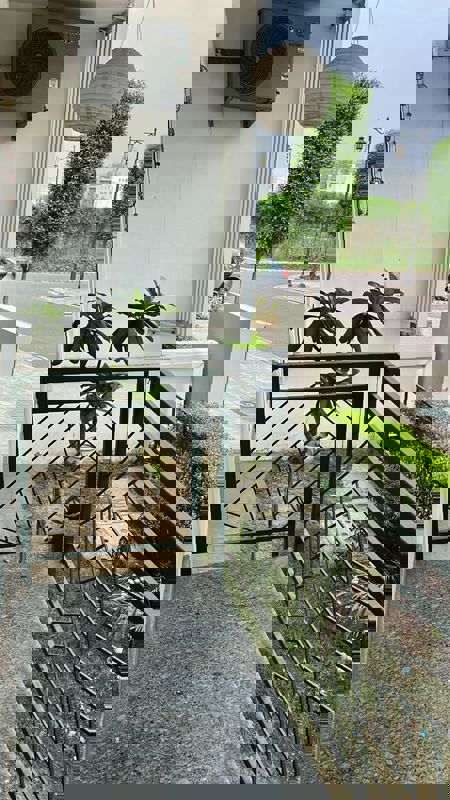 2.5 BHK + Study Room Builder Floor For Rent in Central Park Flower Valley