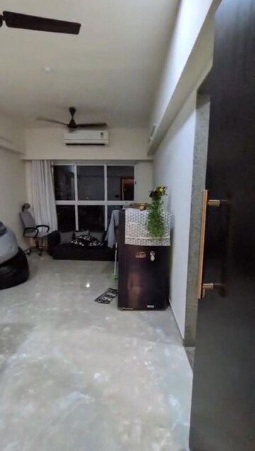 2 BHK Apartment For Rent in LnT Veridian, Powai