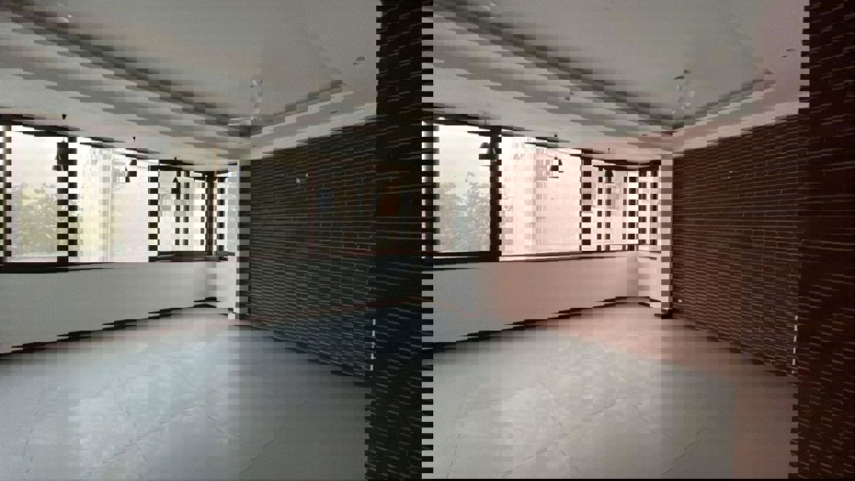 3 BHK + Servant Room Builder Floor For Rent in Unitech Nirvana Country Plots